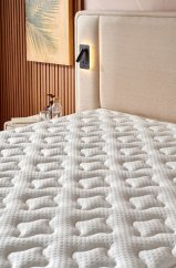 Matrace LUNA - světle béžová s perletí