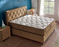 Čalouněná postel CASHMERE s matrací - zlatá