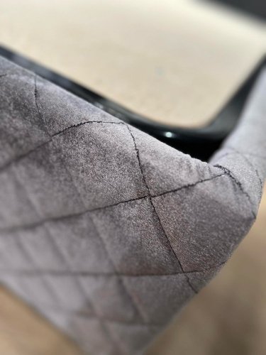 Čalouněná postel DELUXE s matrací - šedá
