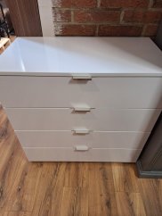 Komoda 4F EL - bílá lesk