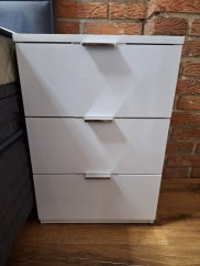 Noční stolek 3F EL - bílá lesk