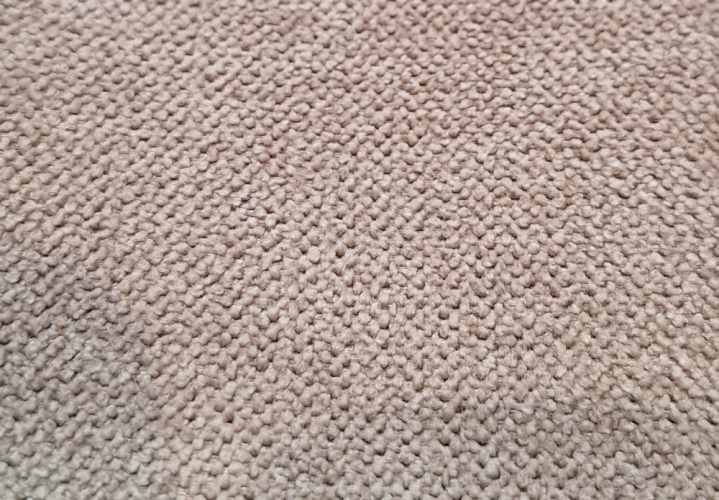 Křeslo Riccarda - tmavě béžová