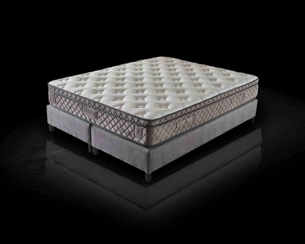Čalouněná postel DELUXE s matrací - šedá