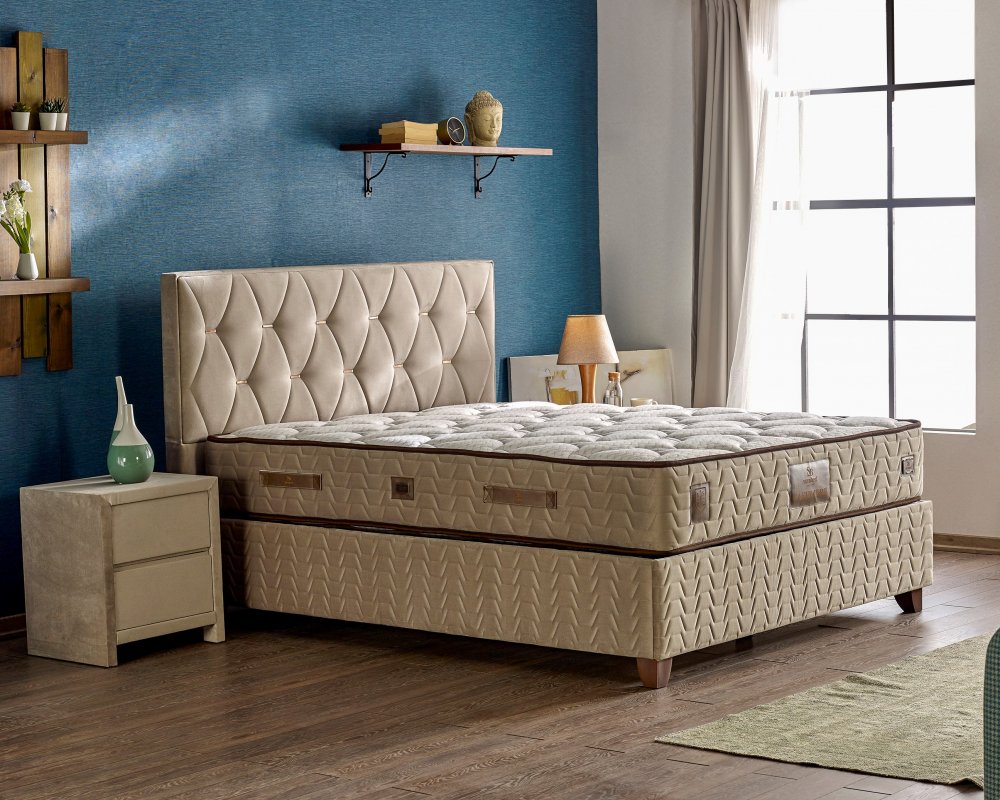 Čalouněná postel CASHMERE - béžová 180 × 200 cm